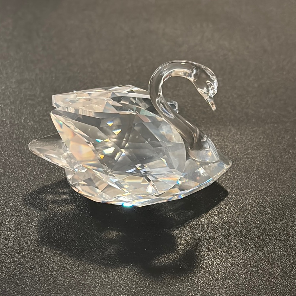 Swarovski Crystal swan ornament decor
